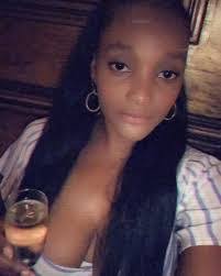 Kimberly Bernard's Instagram, Twitter & Facebook