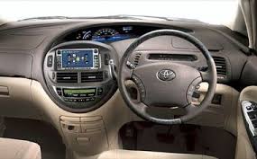 Toyota Estima 2003 Interior Dash Far More Features Than The Tarago Toyota Motor Car Automobile