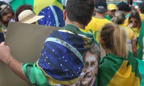 Carla zambelli salgado (ribeirão preto, july 3, 1980) is a brazilian political activist and politician. Carla Zambelli Tenta Descolar Radicalismo De Manifestacao Pro Bolsonaro Epoca