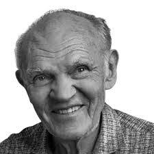 Al Bard's Instagram, Twitter & Facebook