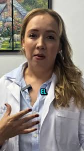 CunadelaSeguridadSocial #semanadelasaludbucodental #IMPORTANTE El Doctor Wilfredo  Mena Segura, del Servicio de Odontologia nos explica la importancia de la  salud Bucodental en pacientes con prótesis dentales, los cuidados al  usarlas, limpiarlas y ...