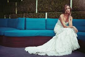 Modern & Glamorous Emerald Green Wedding Inspiration