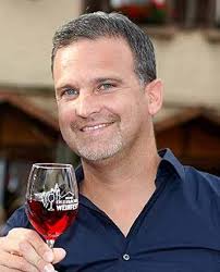 Von der ZWECKGEMEINSCHAFT zum WEINSCHATZKELLER