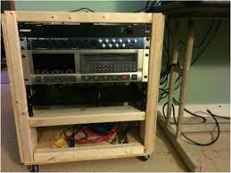 Studio workstation #1 (17 rack units, 38+ cds, bookshelf). How To Build A Scrap Wood Studio Rack Diy Recording Studio