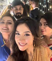 Zee Bangla sonar sangsar 2024 Mua- @arup.singh.585 Outfit by