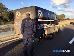 Un rallentamento di notte sull'autostrada è un fatto alquanto inusuale. Brindisi Assalto Al Blindato Cosmopol Gli Arresti Della Banda