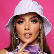 HOY GANAMOOOOOS! ! Verán que la anterior semana no falle! 💋 🇪🇨🥂  #EcuadorEnLaCasa