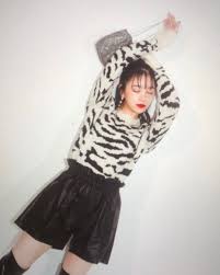 instagram의 乃木坂46 堀未央奈님 強め女子な冬 ダウンもあったかいのに 軽くてお気に入り grl 乃木坂46 堀未央奈 ファッションアイデア ファッション レディース ファッション