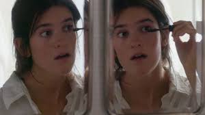 Suzanne lindon est en effet à l'honneur d'une série de clichés réalisés par hedi slimane, directeur artistique de celine. How Teenage Film Director S Debut Explores Definition Of Love Bbc News