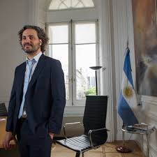 El jefe de gabinete dijo este domingo que existe una complementariedad total entre ella y alberto fernández. Santiago Cafiero Si Conseguimos Tiempo Para Pagar La Deuda Argentina Se Pondra En Marcha
