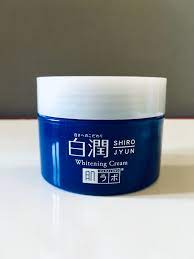 Before we get into the review of this product, it is important to understand hada labo's concept. Hada Labo Shirojyun Arbutin Whitening Cream Review