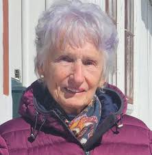 This person looks to be a scammer. Photos are not taken in TC. Watch out  everyone.