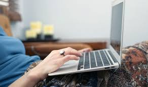 Le Vote Par Internet Une Technologie Mure Le Devoir