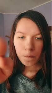 Tammi Hartmann (@larry_tammi)