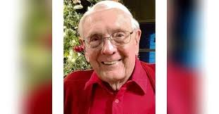 Robert Everett Hough Obituary