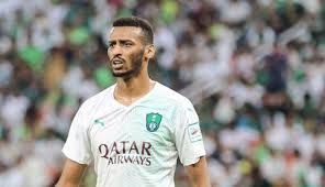 وسجل أهداف الشباب، فيرناندو مينغازو ركلة جزاء، ومهند عسيري هدفين، وشهد اللقاء طرد لاعب الأهلي عقيل بلغيث بالبطاقة الحمراء في الدقيقة الأولى من وكاد الشباب أن يسجل الهدف الثاني في الدقيقة 17 بعد كرة عرضية من رافينيا غمزها مهند عسيري مرت بجوار القائم. Ø¶Ø±Ø¨Ø© Ù…ÙˆØ¬Ø¹Ø© Ù„Ù„Ø£Ù‡Ù„ÙŠ Ù‚Ø¨Ù„ Ù…ÙˆØ§Ø¬Ù‡Ø© Ø§Ù„Ø´Ø¨Ø§Ø¨ Ø¨Ø§Ù„Ø¯ÙˆØ±ÙŠ Ø§Ù„Ø³Ø¹ÙˆØ¯ÙŠ