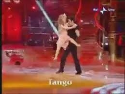 Andrea montovoli, però, non si monta la testa, va avanti con umiltà Tango Andrea Montovoli E Ola Karieva Ballando Con Le Stelle Youtube