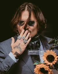 Berliner filmfestspiele mit johnny depp für seinen neuen film minamata, indem er. Johnny Depp 2020 July London Johnny Depp Johnny London