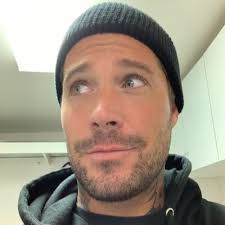 pat sweeney (@patricks_weeney)