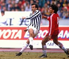 Lasciato il calcio giocato è stato c.t. Tphoto On Twitter Michel Platini Juventus And Carmelo Villalba Argentinos Juniors In The 1985 Toyota European And South American Cup 1985intercontinental Cup Juventus Italy 2 2 Pk4 2 Argentinos Juniors Argentina At Tokyo 8 Dec 1985 Photo
