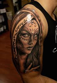 Half sleeves tattoos and quarter sleeves tattoos are the ones, which cover only part of an arm, mostly above the elbow, but can also be done below the egyptian styled tattoos make for a perfect sleeve tattoo design. 10 Black And Grey Dia De Los Muertos Tattoos On Half Sleeve