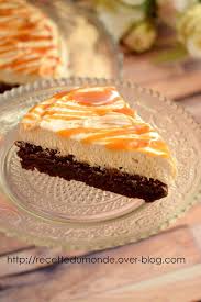 Gateau Chantilly Au Caramel Beurre Sale Sur Un Fudge Chocolat Recette Du Monde