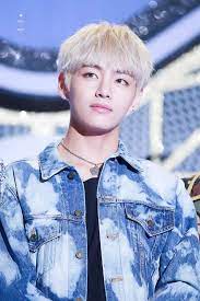 He already grabbed a lot of attention even when bts was just . Bts Sexy Blonde Kim Taehyung Army S Amino