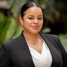 When Zoe Mutombo and I sat down and talked about the vision for UMiami  Black in Business at the University of Miami Herbert Business School, I'm  not sure that either of us