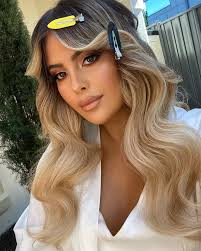 One for the glam. After ten years as a bridal makeup artist, it was so much  fun designing my own look🙂🍾👰🏼‍♀️ Under eye prep: @with.karla quick fix  eye masks (available soon!) Brows: