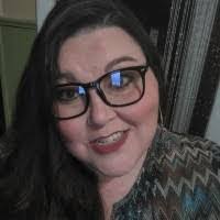 Shannon Bossert's Instagram, Twitter & Facebook