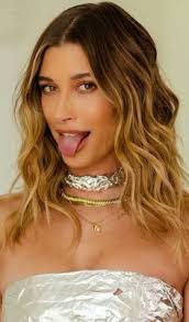 Ashley Carnahan (carnasada)