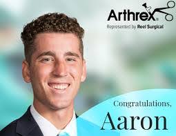 Leslie Tucci's Instagram, Twitter & Facebook