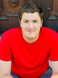 Lauri Britt's Instagram, Twitter & Facebook