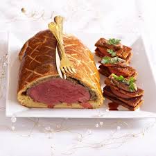 Decouvrez La Recette Filet De Bœuf En Croute Sur Cuisineactuelle Fr Boeuf En Croute Recettes De Cuisine Filet De Boeuf