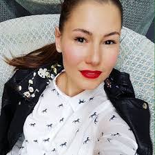 Lina Gordon's Instagram, Twitter & Facebook