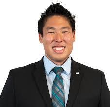 Erin Kinzer's Instagram, Twitter & Facebook