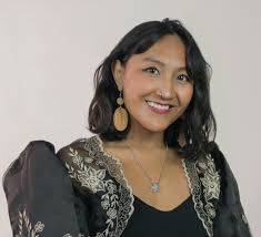 Joy Reyes's Instagram, Twitter & Facebook