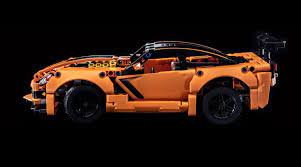 Jay gets away from me in a series of flowing curves… at first. Lego Technic 42093 Chevrolet Corvette Zr1 Review
