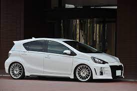 Enjoy a multimedia system that provides apple carplay® 120 integration for your iphone®, 138 android auto™ 100 for compatible android™ 95 devices, amazon alexa 106 compatibility, and siriusxm® 119. Let S See Some Modified Prius C Aqua Pics Picture Heavy Priuschat