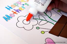 Make it a fun time to do a craft for mother's day, father's day, valentine's day, grandparent's day, a. Easy Mother S Day Card Craft Activity For Kids Myteachingstation Com