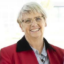 Darryl Tapscott's Instagram, Twitter & Facebook