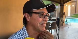 Qué pasará con Raphy Pina tras ser acusado de posesión ilegal de armas?, un  abogado lo explica