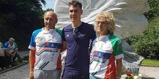 Fabio casartelli is within the scope of wikiproject olympics.for more information, visit the project page, where you can join the project and/or contribute to the discussion. Il Tour De France Ricorda Fabio Casartelli La Cerimonia Sul Col Du Portet Le Foto Corriere Di Como