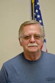 Cascade Locks Port fills vacancy, talks overcrossing project