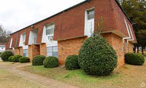 1bdr or studio hardwood (or non carpeted flooring) good construction (i would rather not hear. Winter Park Apartments Huntsville Al Apartments Com