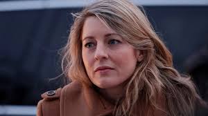 120-foot mural honors E.E. Butler and other 'hidden figures' of  Gainesville's Black community