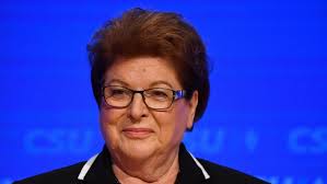 Die familienministerin franziska giffey ist offenbar zurückgetreten. Csu Politikerin Zu Paritat In Der Politik Es Ist Mir In Meiner Partei Zu Langsam Gegangen Archiv