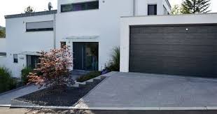 Heim Galabau Moderne Gartengestaltung Am Hang Gartengestaltung Hofeinfahrt Haus Ideen Aussen