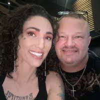 Debbie Hagood's Instagram, Twitter & Facebook