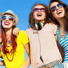 Whaline 90s Nostalgia Felt Badge Reels Retro Hip Hop Theme Badge Reel Cute  Face Badge Holder for Rock Hippie Party 90s Disco Retro Party Supplies  Doctor Nurse Teacher Student,8 Designs : Buy